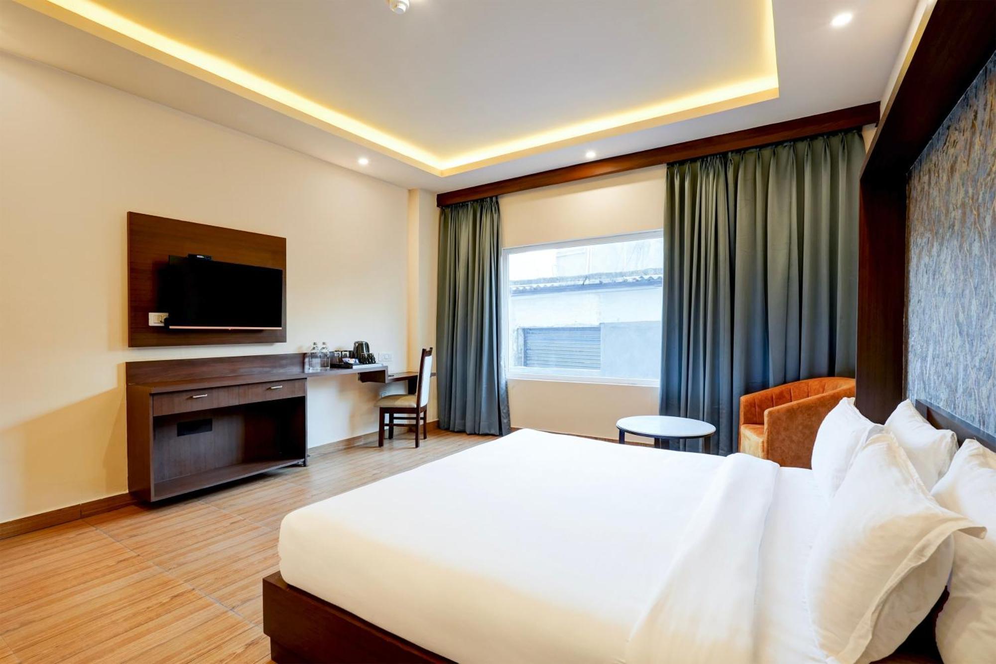 Hotel Aerotech Plaza New Delhi